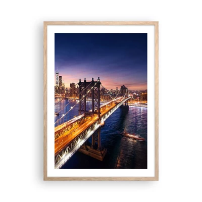 Affiche dans un chêne clair - Poster - Un pont lumineux au cœur de la ville - 50x70 cm