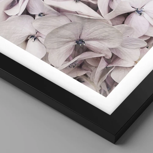Affiche dans un cadre noir - Poster - Dans un flot de fleurs - 70x100 cm