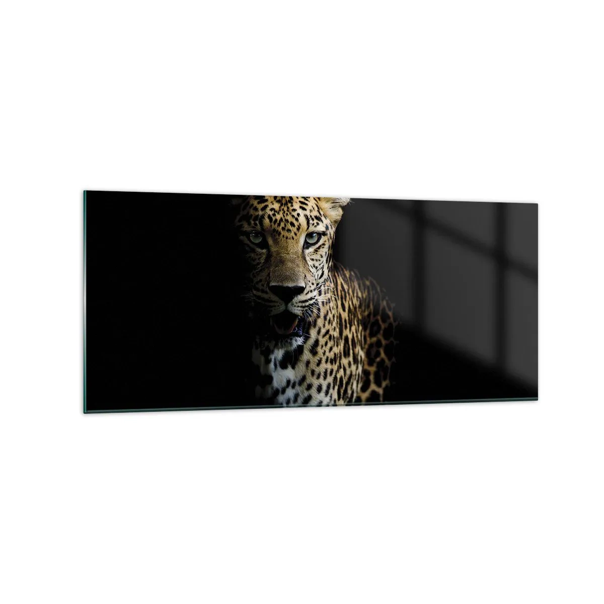 Impression sur verre - Image sur verre - Un léopard sur fond sombre avec un regard intense - 120x50cm - Beauté sombre - Décoration murale moderne pour le salon et la chambre ARTTOR