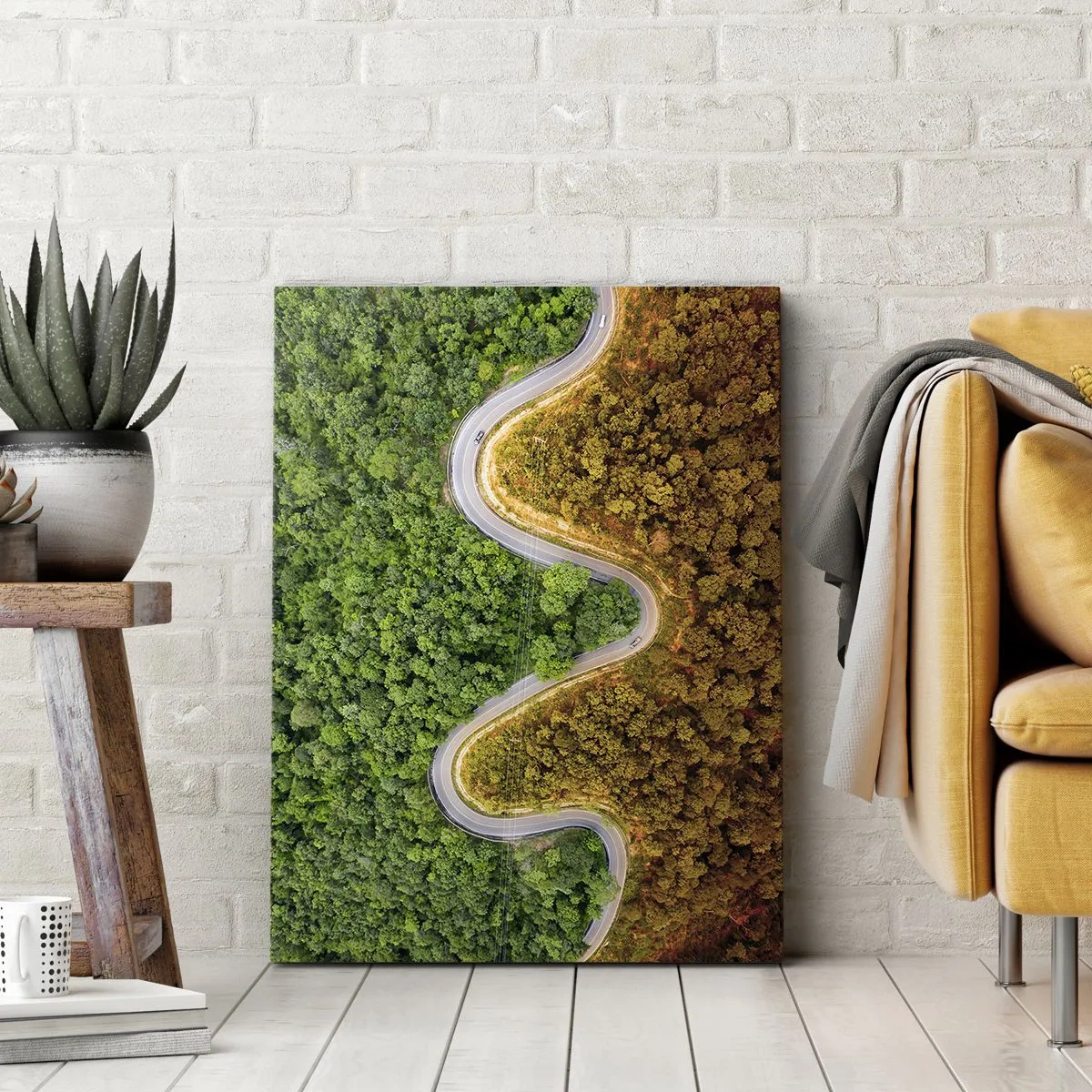 Impression sur toile - Image sur toile - Une route sinueuse à travers la forêt vue à vol d'oiseau - 70x100cm - Frontieres et differences - Décoration murale moderne pour le salon et la chambre ARTTOR