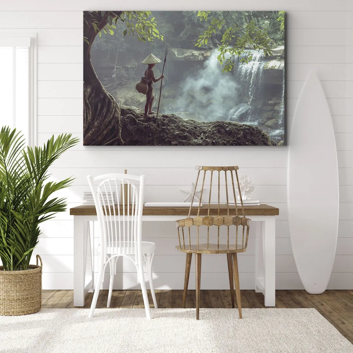 Impression sur toile - Image sur toile - Une figure avec une lance près d'une cascade dans une forêt tropicale - 70x50cm - Lier d'amitié avec la nature - Décoration murale moderne pour le salon et la chambre ARTTOR