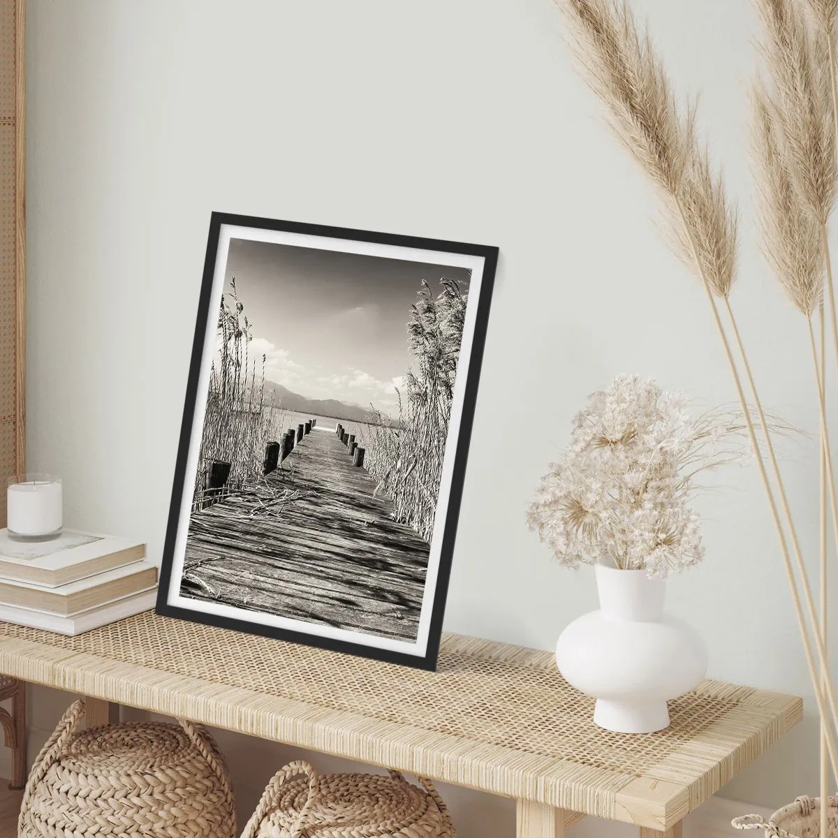 Affiche dans un cadre noir - Poster - Dans le calme de l'herbe - 30x40 cm