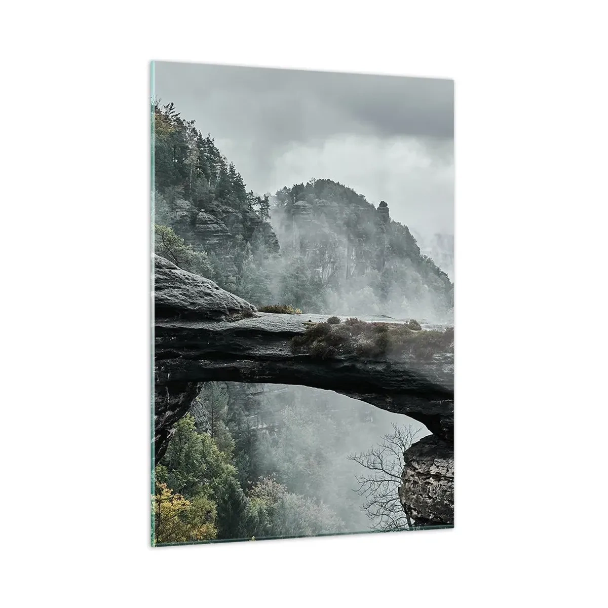 Impression sur verre - Image sur verre - Un pont de pierre entre des montagnes brumeuses et un paysage forestier - 50x70cm - L'aventure est sur le point de commencer - Décoration murale moderne pour le salon et la chambre ARTTOR