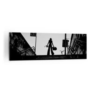 Impression sur toile - Image sur toile - Une figure de femme dans les escaliers en noir et blanc avec une atmosphère dynamique - 160x50cm - Pèlerinage urbain - Décoration murale moderne pour le salon et la chambre ARTTOR