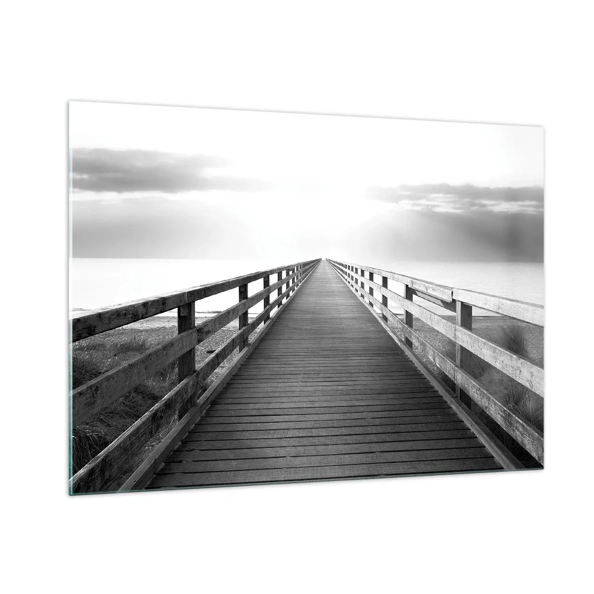 Impression sur verre - Image sur verre - Un pont en bois menant vers l'horizon en noir et blanc - 100x70cm - A perte de vue... - Décoration murale moderne pour le salon et la chambre ARTTOR
