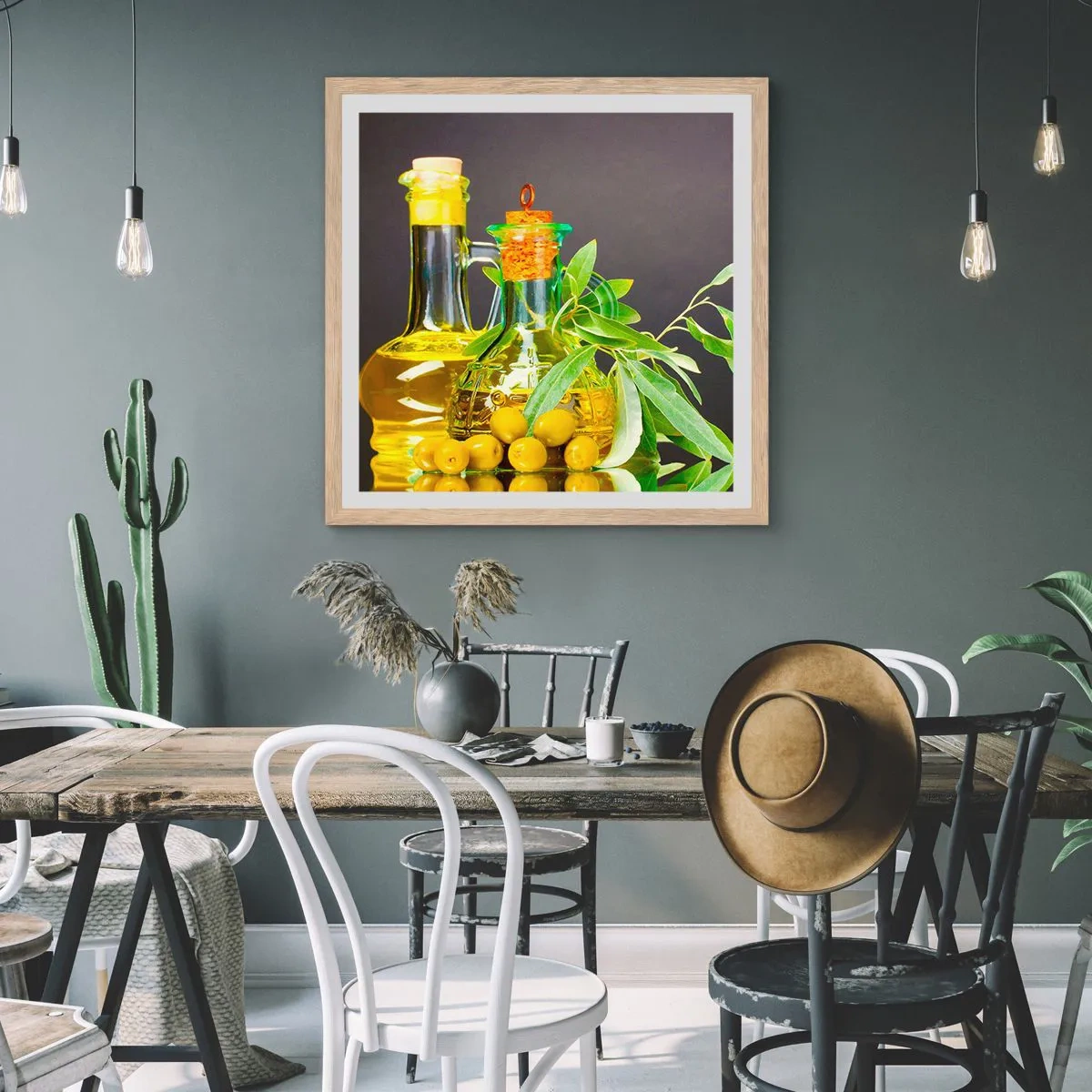 Affiche dans un chêne clair - Poster - Nature morte aux olives et à l'huile d'olive - 50x50 cm