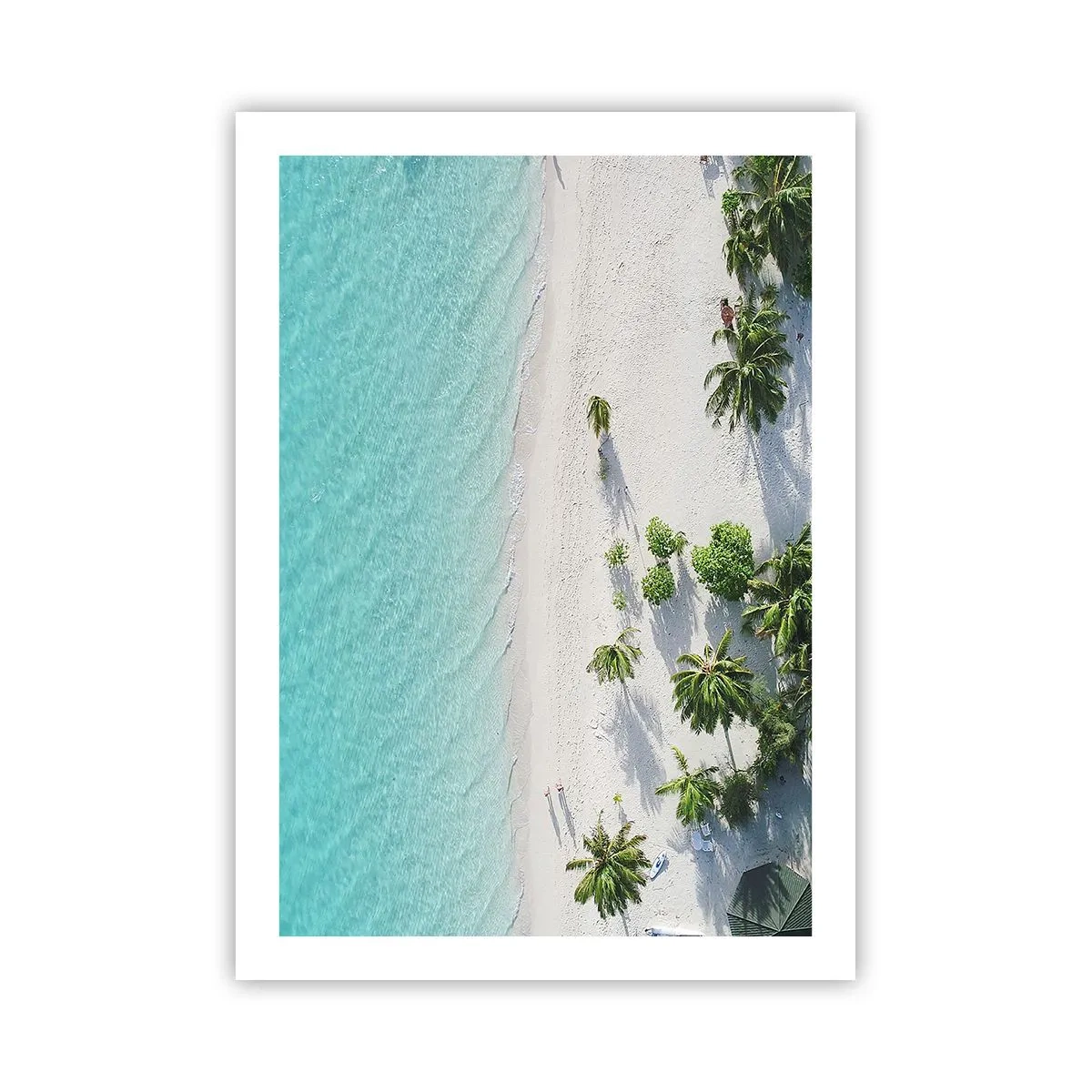 Affiche - Poster - Vue aérienne d'une plage tropicale avec des palmiers et une mer bleue - 50x70cm - Vacances au paradis - Décoration murale moderne pour le salon et la chambre ARTTOR