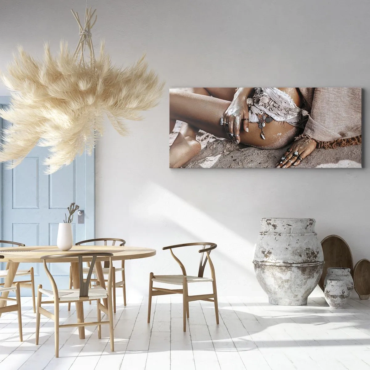 Impression sur toile - Image sur toile - Femme bohème sur la plage avec des bijoux - 140x50cm - Rejeté par la vague? - Décoration murale moderne pour le salon et la chambre ARTTOR