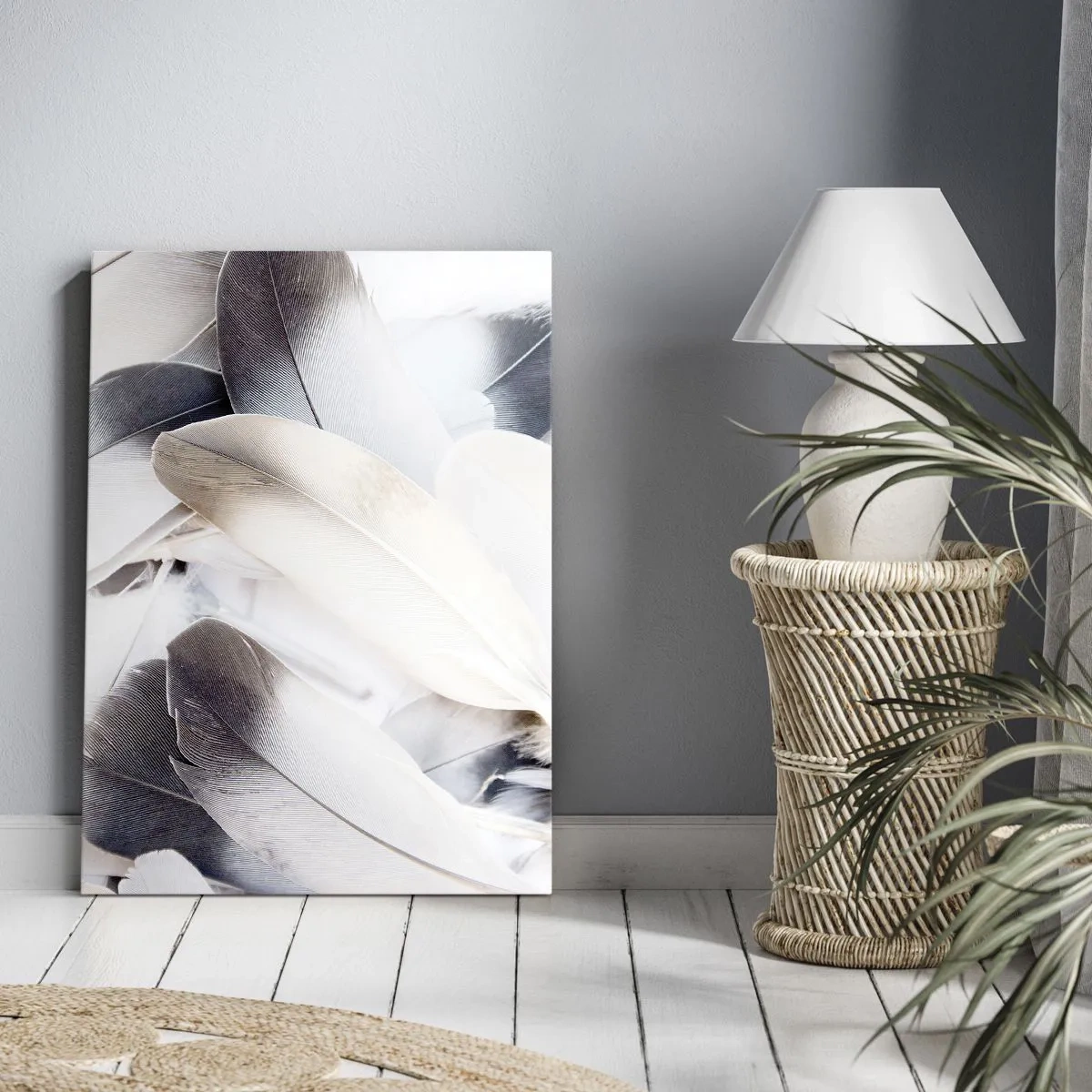 Impression sur toile - Image sur toile - Gros plan de plumes délicates dans des tons de blanc et de gris - 50x70cm - Presque angélique - Décoration murale moderne pour le salon et la chambre ARTTOR