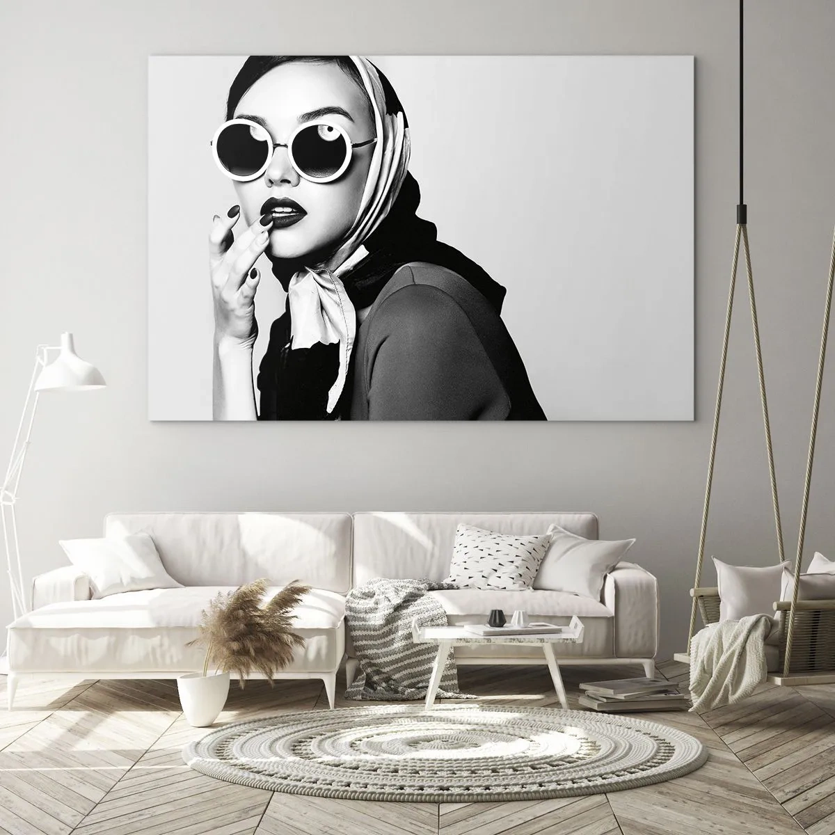Impression sur verre - Image sur verre - Femme élégante avec des lunettes et un foulard noir et blanc - 70x50cm - Salutations des années 60 - Décoration murale moderne pour le salon et la chambre ARTTOR