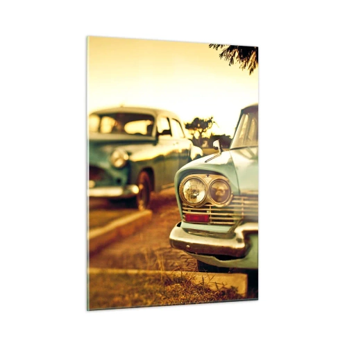 Impression sur verre - Image sur verre - Voitures rétro dans la chaude lumière du coucher de soleil - 50x70cm - Nous attendrons et verrons - Décoration murale moderne pour le salon et la chambre ARTTOR