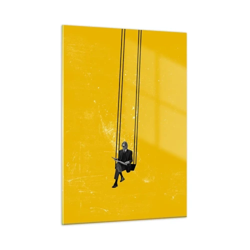 Impression sur verre - Image sur verre - Une figure sur une balançoire suspendue sur un fond jaune - 50x70cm - Un jour comme tous les jours - Décoration murale moderne pour le salon et la chambre ARTTOR