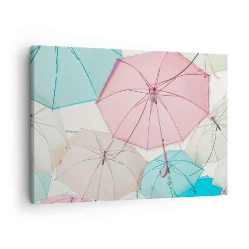 Impression sur toile - Image sur toile - Parapluies pastel contre un ciel lumineux - 70x50cm - Parfois le soleil, parfois la pluie - Décoration murale moderne pour le salon et la chambre ARTTOR