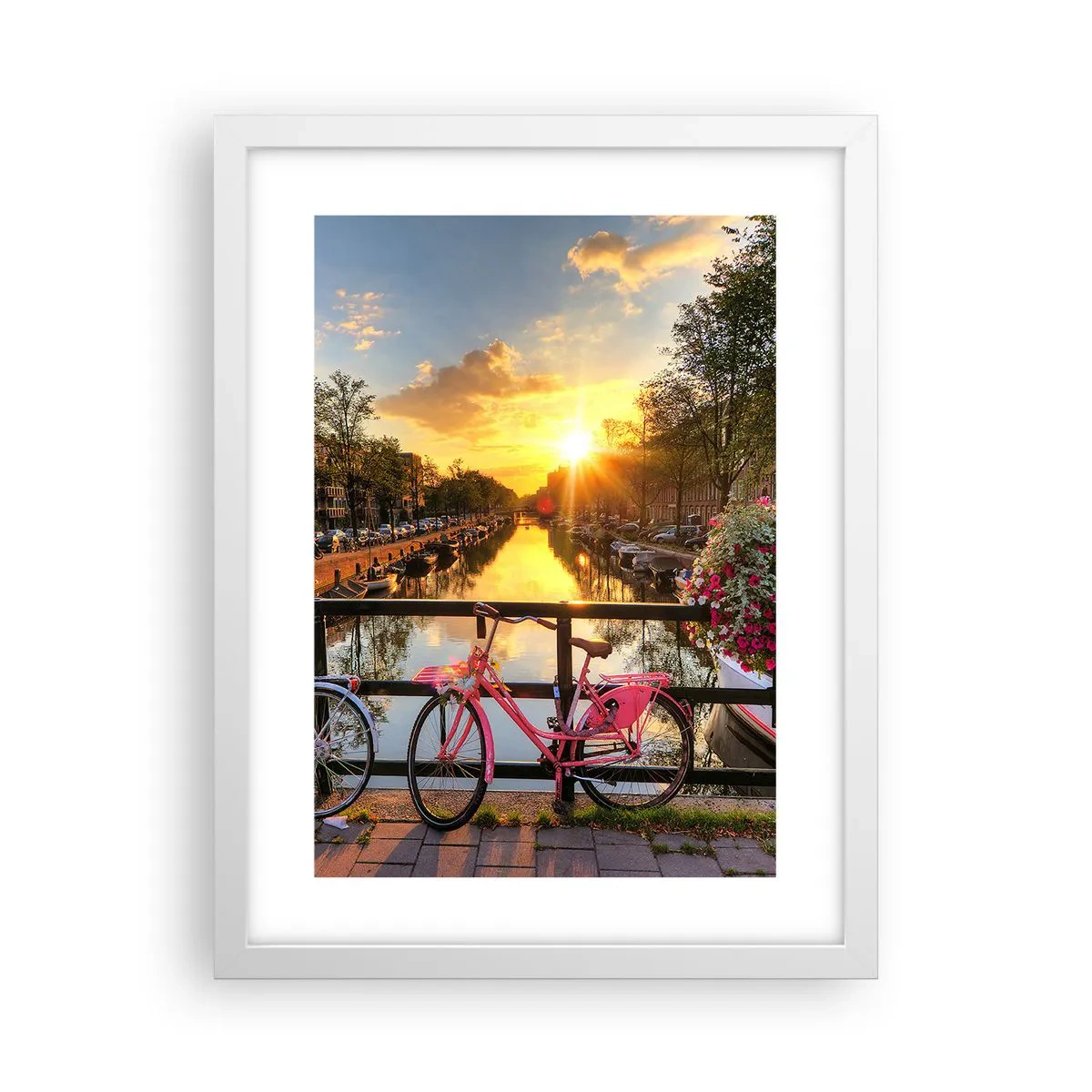 Affiche dans un cadre blanc - Poster - Matin de printemps à Amsterdam - 30x40 cm