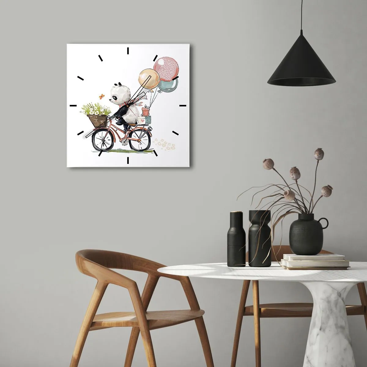 Horloge murale - Pendule murale - Panda sur un vélo avec des ballons et des fleurs - 30x30cm - Jour de chance - Décoration murale moderne pour le salon et la chambre ARTTOR