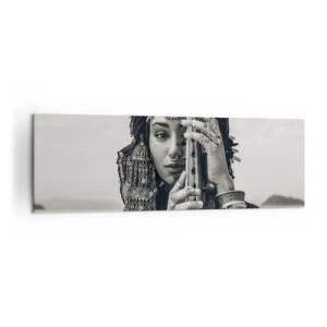 Impression sur toile - Image sur toile - Portrait d'une femme en bijoux ethniques tenant un instrument à la main - 160x50cm - Musique de l'Orient elle-même - Décoration murale moderne pour le salon et la chambre ARTTOR