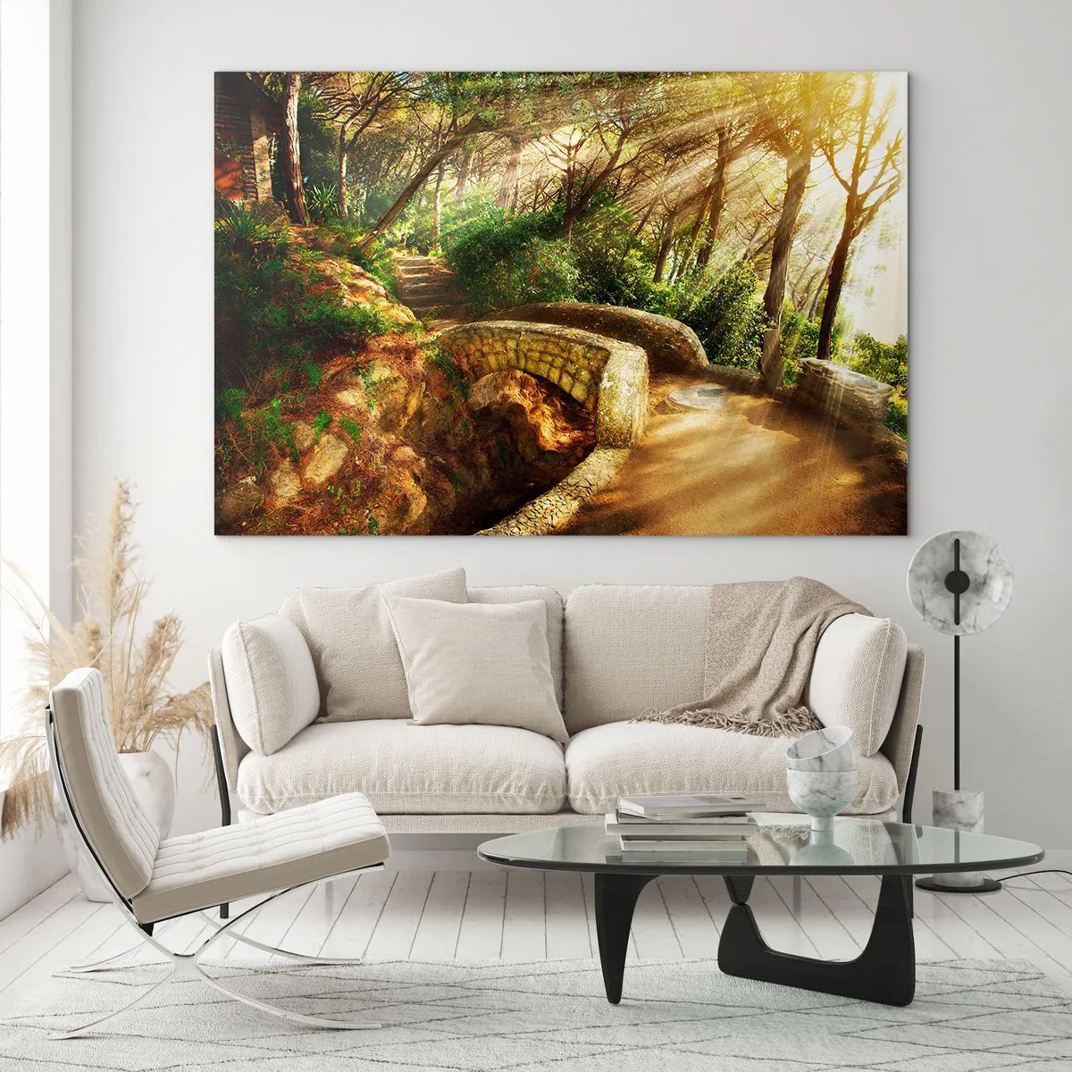 Impression sur verre - Image sur verre - Les rayons du soleil illuminent le pont et le chemin de la forêt - 120x80cm - Directement du pont dans une forêt de conte de fées - Décoration murale moderne pour le salon et la chambre ARTTOR