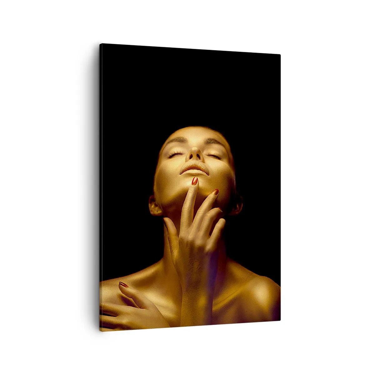 Impression sur toile - Image sur toile - Portrait d'une femme dans une lueur dorée sur fond noir - 50x70cm - Comme de la soie dorée - Décoration murale moderne pour le salon et la chambre ARTTOR