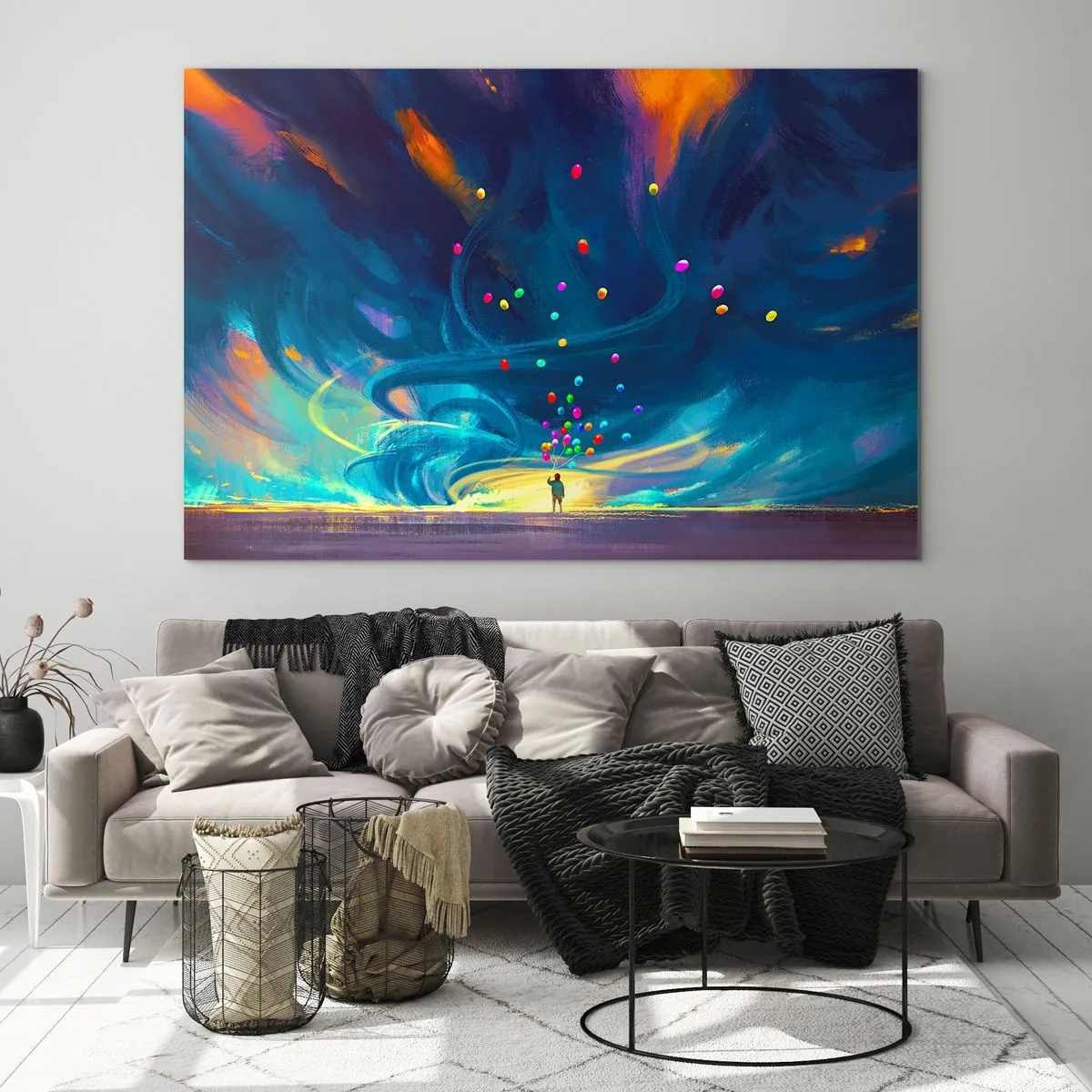 Impression sur verre - Image sur verre - Une personne tenant des ballons colorés sur un fond de vent bleu. - 120x80cm - Au vent bleu ciel - Décoration murale moderne pour le salon et la chambre ARTTOR