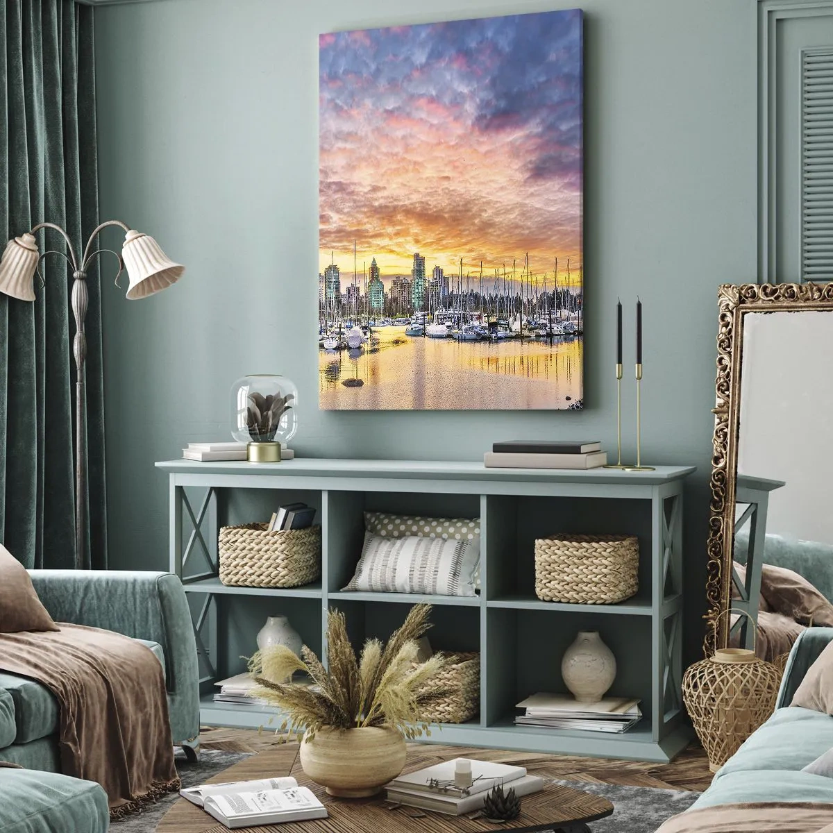 Impression sur toile - Image sur toile - Marina avec yachts et paysage urbain au coucher du soleil - 50x70cm - La cité aux mille marins - Décoration murale moderne pour le salon et la chambre ARTTOR