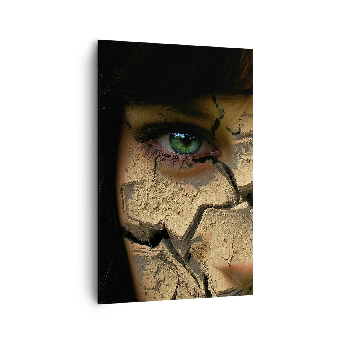 Impression sur toile - Image sur toile - Le visage d'une femme aux yeux verts recouvert d'une structure de terre craquelée - 80x120cm - Plaisir et effroi en même temps - Décoration murale moderne pour le salon et la chambre ARTTOR