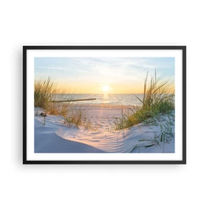 Affiche dans un cadre noir - Poster - Une plage de sable avec vue sur le coucher de soleil sur la mer - 70x50cm - Le bruit de la mer, le chant des oiseaux, une plage sauvage parmi les herbes… - Décoration murale moderne pour le salon et la chambre ARTTOR