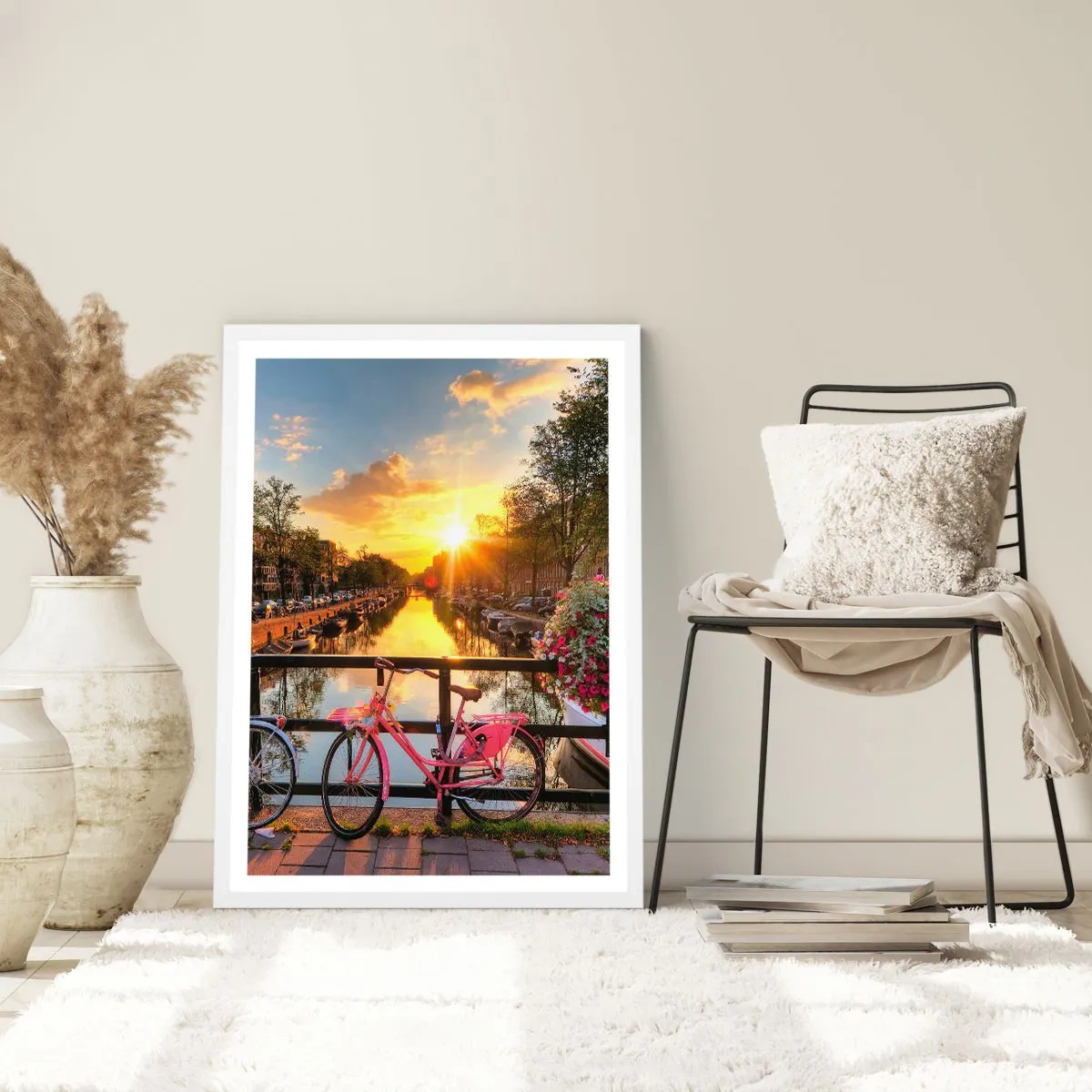 Affiche dans un cadre blanc - Poster - Matin de printemps à Amsterdam - 61x91 cm
