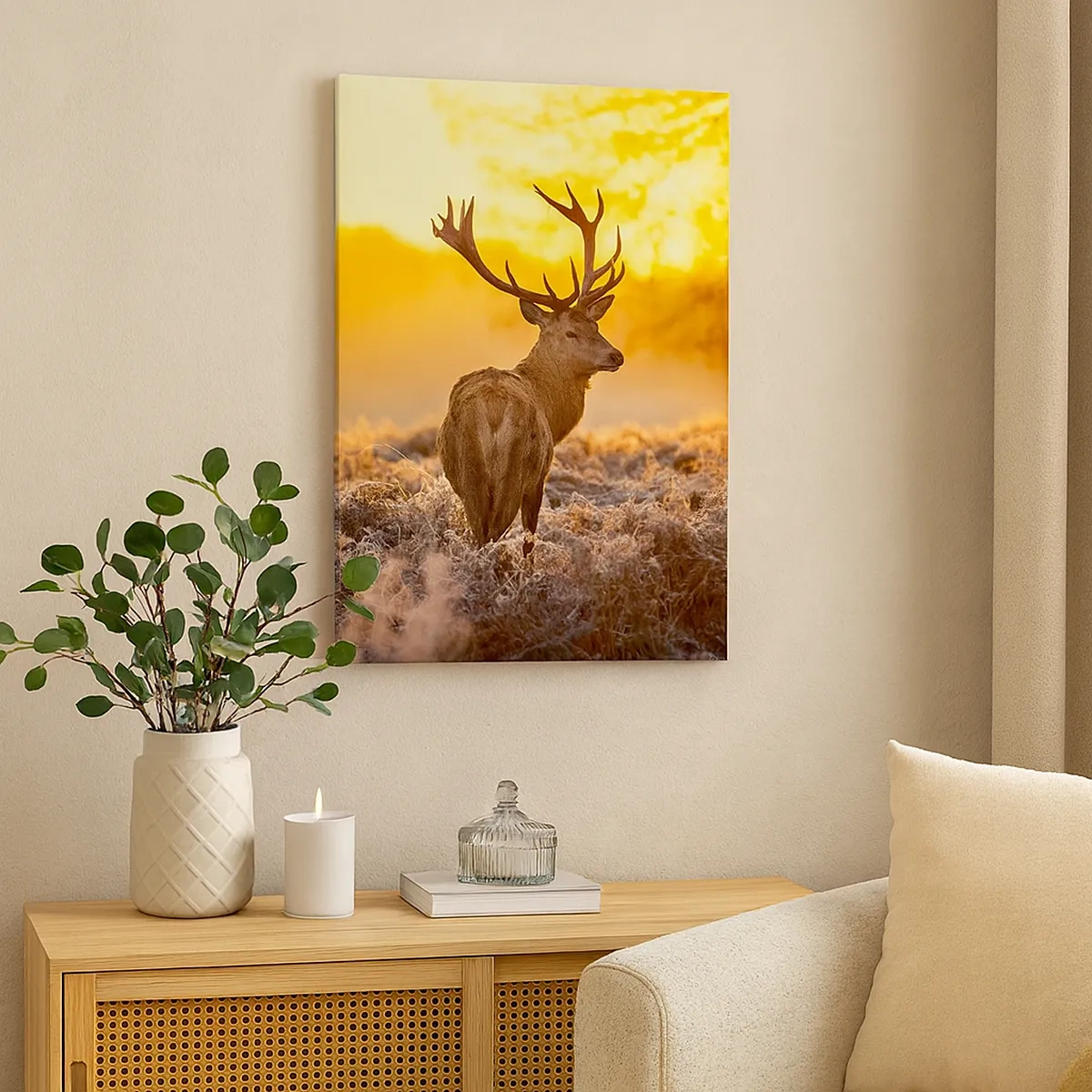 Impression sur toile - Image sur toile - Un cerf sur fond de forêt d'automne illuminée par le soleil doré - 50x70cm - Roi de la forêt automnal - Décoration murale moderne pour le salon et la chambre ARTTOR