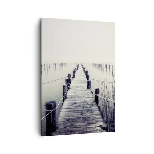 Impression sur toile - Image sur toile - Un pont en bois menant à un espace brumeux - 50x70cm - Plongez dans la paix - Décoration murale moderne pour le salon et la chambre ARTTOR