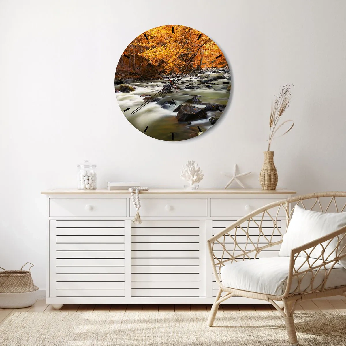 Horloge murale - Pendule murale - Paysage d'automne avec une rivière et des feuilles dorées - 30x30cm - Un ruisseau dans une forêt dorée - Décoration murale moderne pour le salon, la cuisine et la chambre ARTTOR