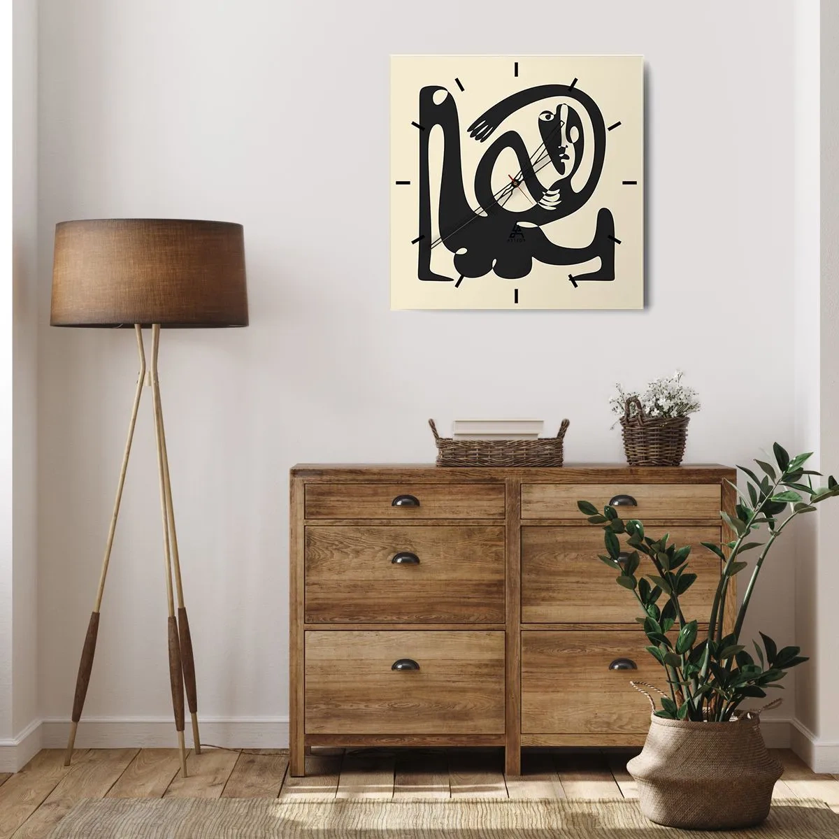 Horloge murale - Pendule murale - Une figure abstraite en noir sur fond beige - 30x30cm - Presque du Picasso - Décoration murale moderne pour le salon et la chambre ARTTOR