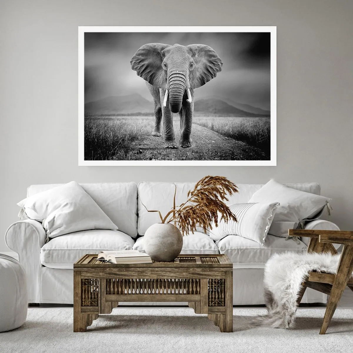 Affiche - Poster - Un puissant éléphant dans la savane aux tons monochromes - 100x70cm - Les hôtes vous saluent - Décoration murale moderne pour le salon et la chambre ARTTOR