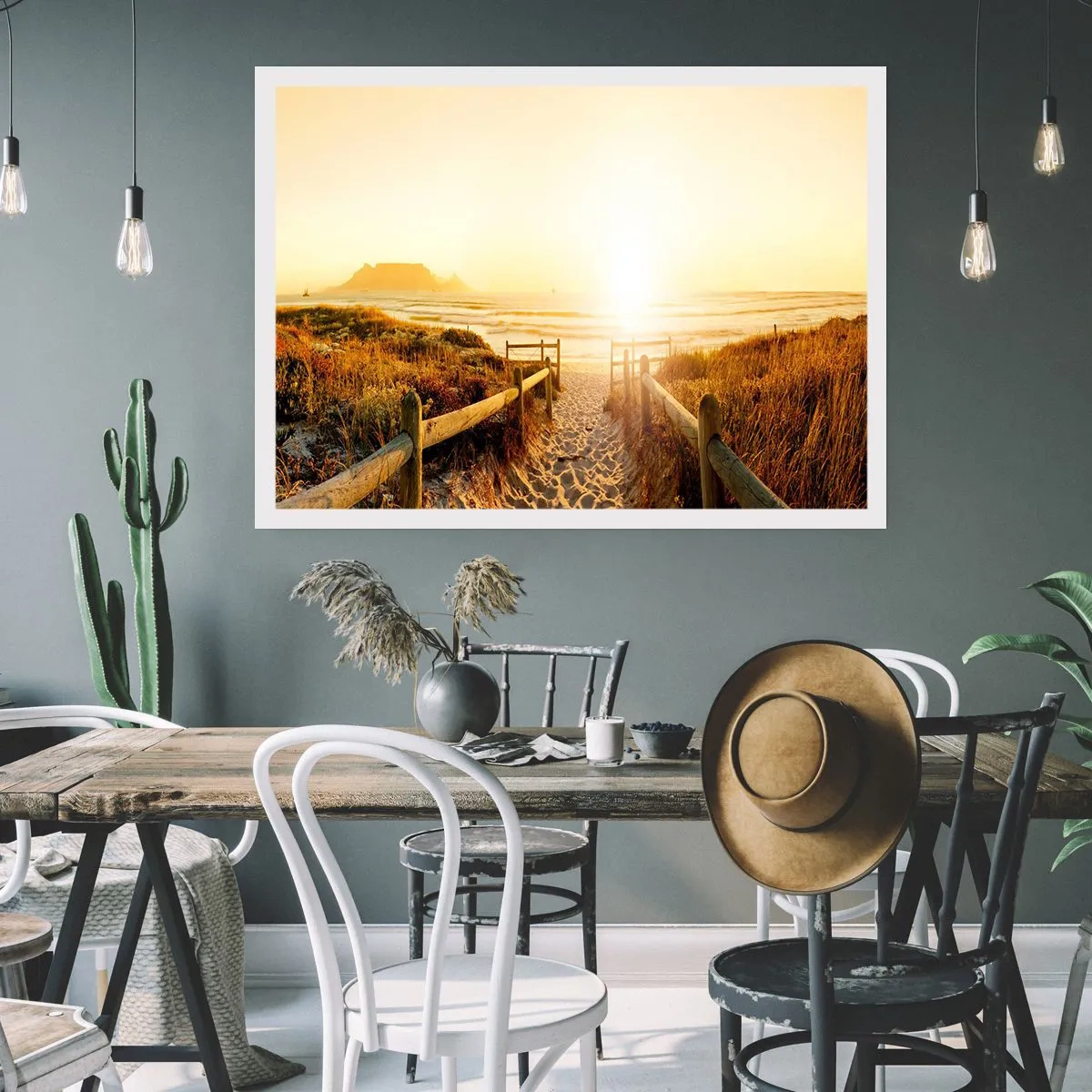 Affiche - Poster - Chemin vers la plage pendant un coucher de soleil doré - 100x70cm - A travers la dune, vers le soleil - Décoration murale moderne pour le salon et la chambre ARTTOR