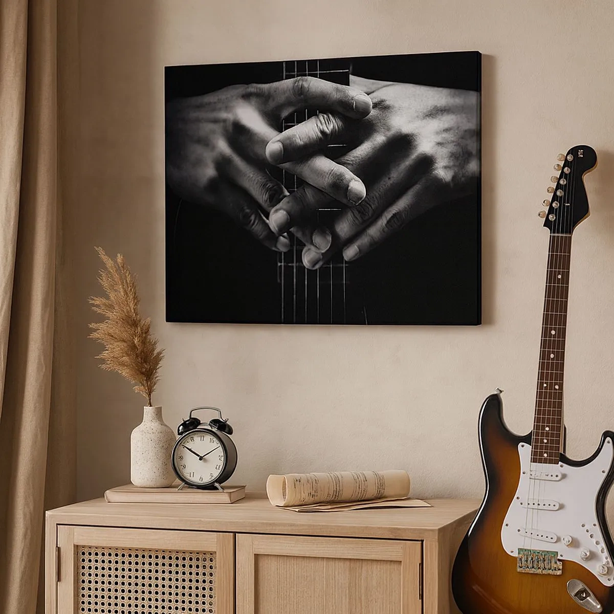 Impression sur toile - Image sur toile - Mains jointes sur une guitare dans un ton monochrome - 70x50cm - Prière d'artiste - Décoration murale moderne pour le salon et la chambre ARTTOR