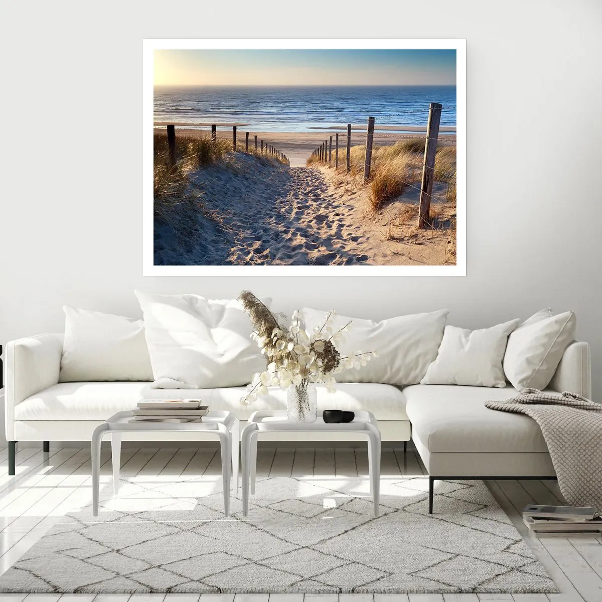 Affiche - Poster - Le bruit de la mer, le chant des oiseaux, une plage sauvage parmi les herbes… - 40x30 cm