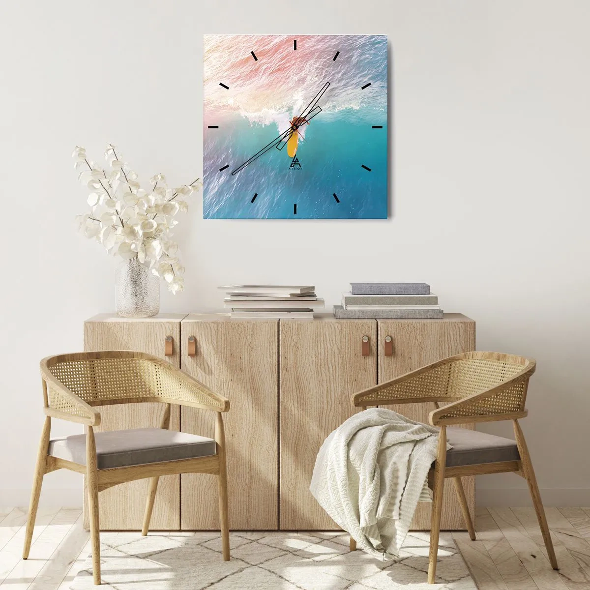 Horloge murale - Pendule murale - Surfeur sur une vague aux couleurs pastel - 30x30cm - Le cavalier de l'océan - Décoration murale moderne pour le salon et la chambre ARTTOR
