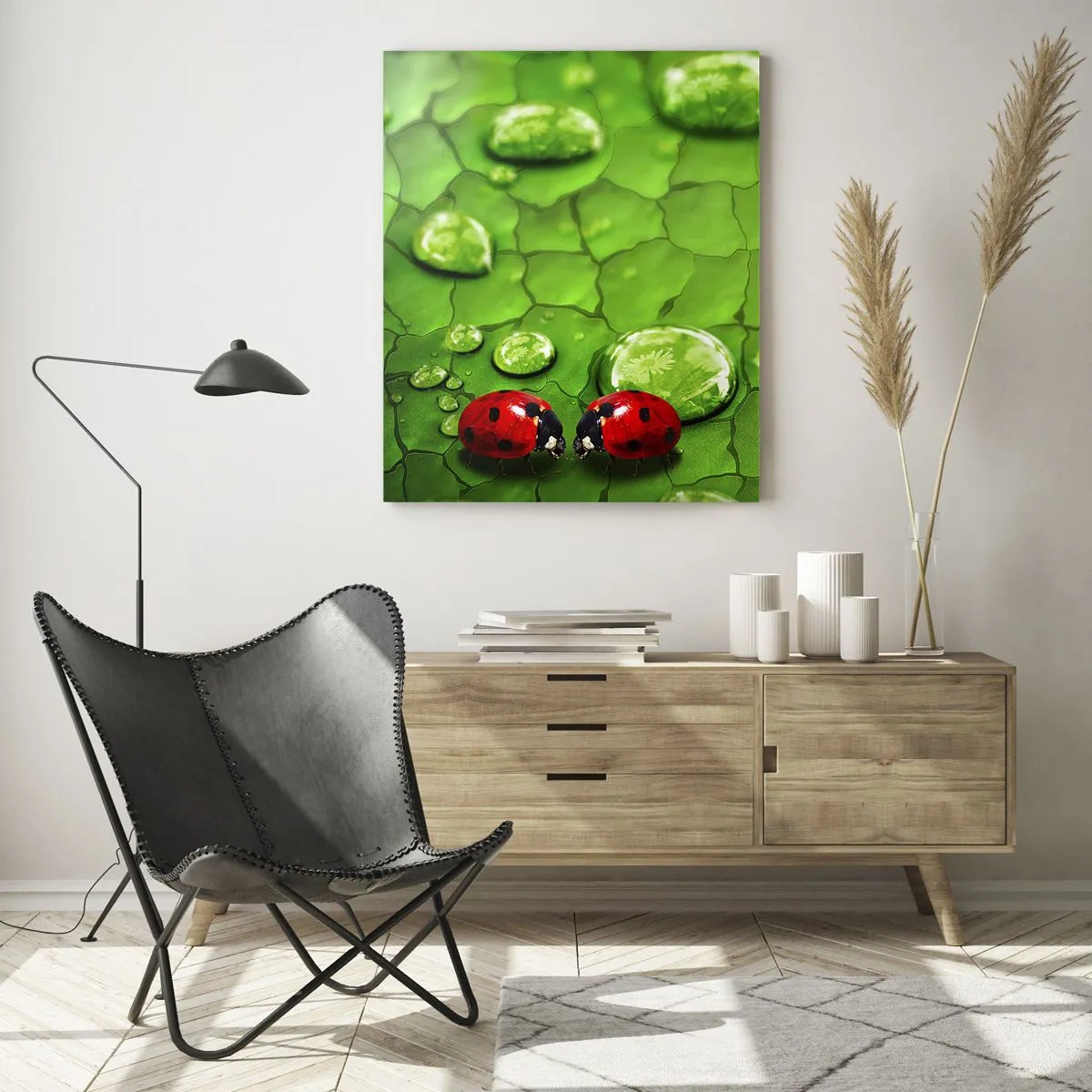 Impression sur verre - Image sur verre - Deux coccinelles sur une feuille verte avec des gouttes d'eau - 50x70cm - Rendez-vous au vert - Décoration murale moderne pour le salon et la chambre ARTTOR