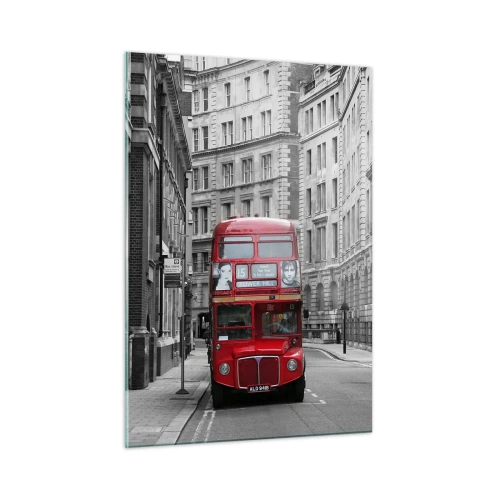 Impression sur verre - Image sur verre - Un bus rouge parmi les rues monochromes de la ville - 50x70cm - La vie de tous les jours ne doit pas être grise - Décoration murale moderne pour le salon et la chambre ARTTOR