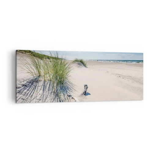 Impression sur toile - Image sur toile - Une plage baltique avec du sable, de l'herbe et un ciel bleu calme - 140x50cm - La plus belle? La Baltique - Décoration murale moderne pour le salon et la chambre ARTTOR