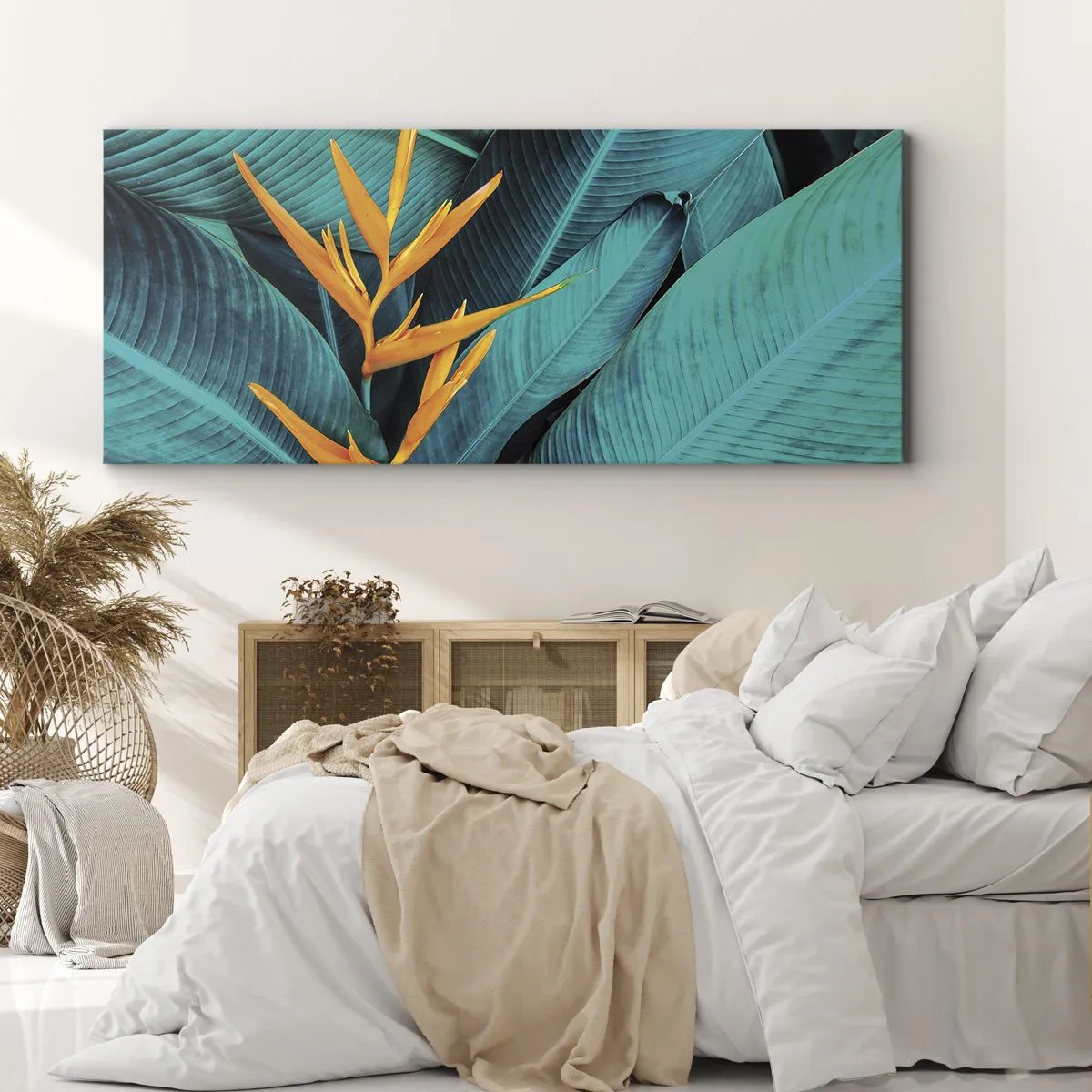 Impression sur toile - Image sur toile - Une fleur exotique sur fond de feuilles de bananier aux tons turquoise. - 160x50cm - Fleur d'Eden - Décoration murale moderne pour le salon et la chambre ARTTOR