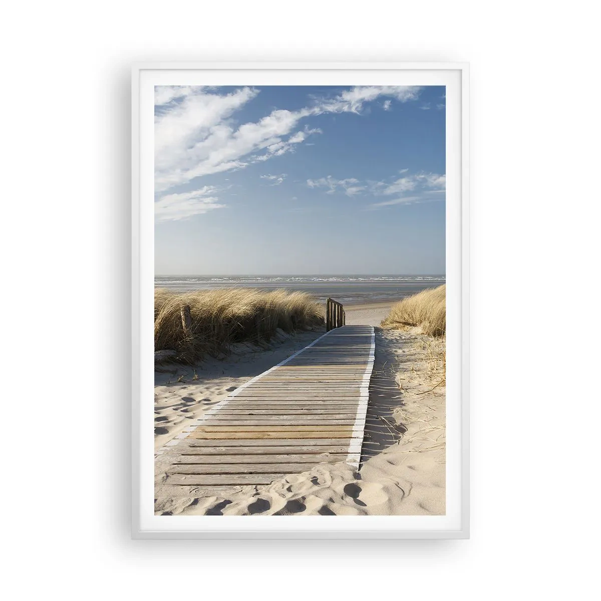 Affiche dans un cadre blanc - Poster - Derrière la dune, dans le bruissement de l'herbe - 70x100 cm