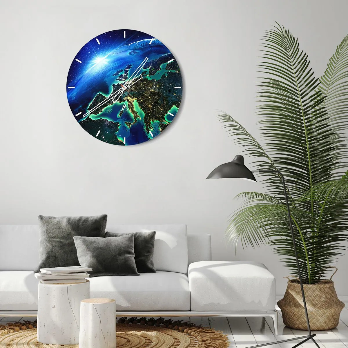 Horloge murale - Pendule murale - Vue de la Terre depuis l'espace avec des villes illuminées - 30x30cm - Europe pétillante - Décoration murale moderne pour le salon, la cuisine et la chambre ARTTOR
