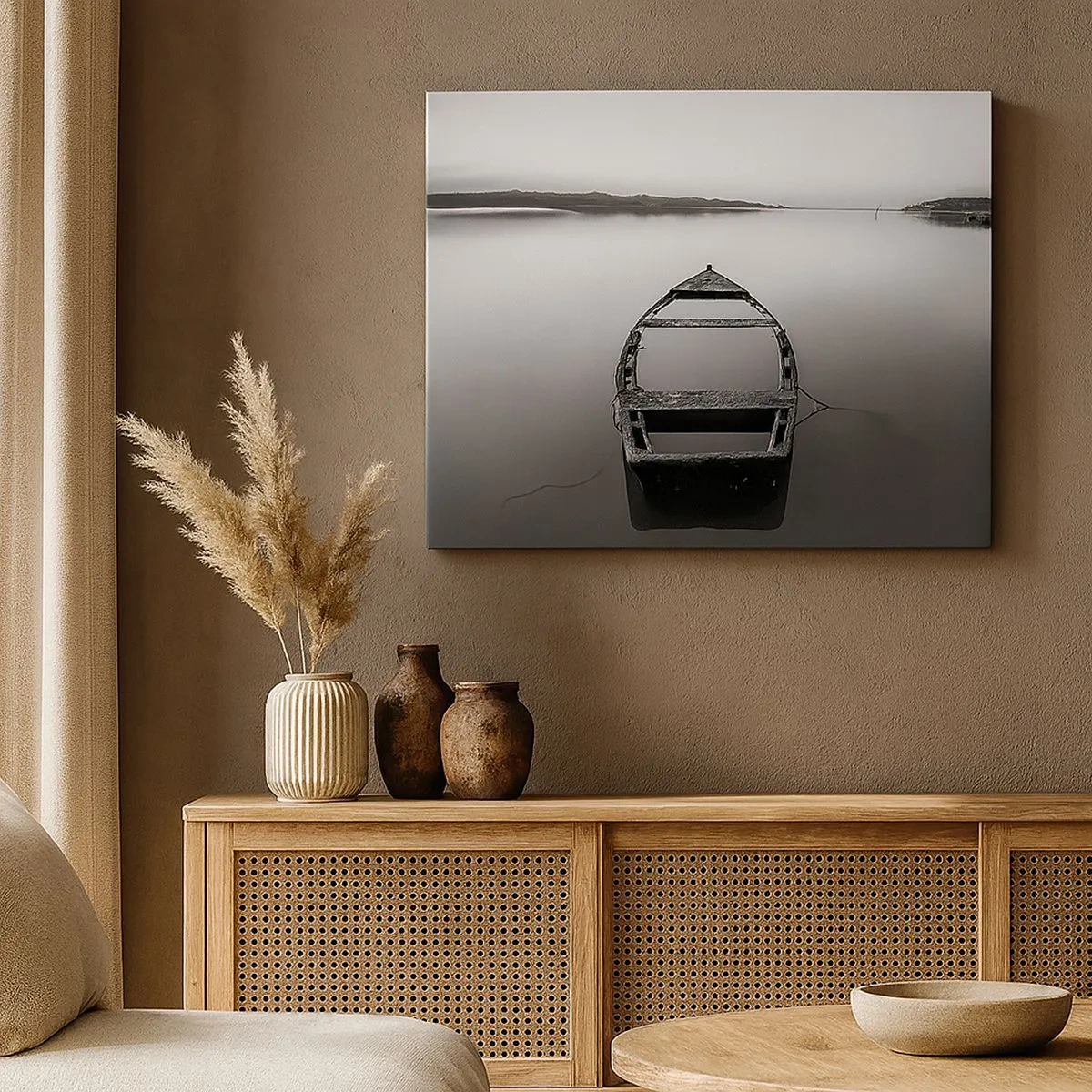 Impression sur toile - Image sur toile - Un bateau solitaire sur un lac calme dans des tons de noir et blanc - 70x50cm - Nostalgie et mélancolie - Décoration murale moderne pour le salon et la chambre ARTTOR