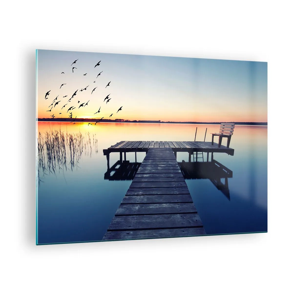 Impression sur verre - Image sur verre - Une jetée sur le lac avec vue sur le coucher de soleil et les oiseaux en vol - 70x50cm - C'était une bonne journée - Décoration murale moderne pour le salon et la chambre ARTTOR