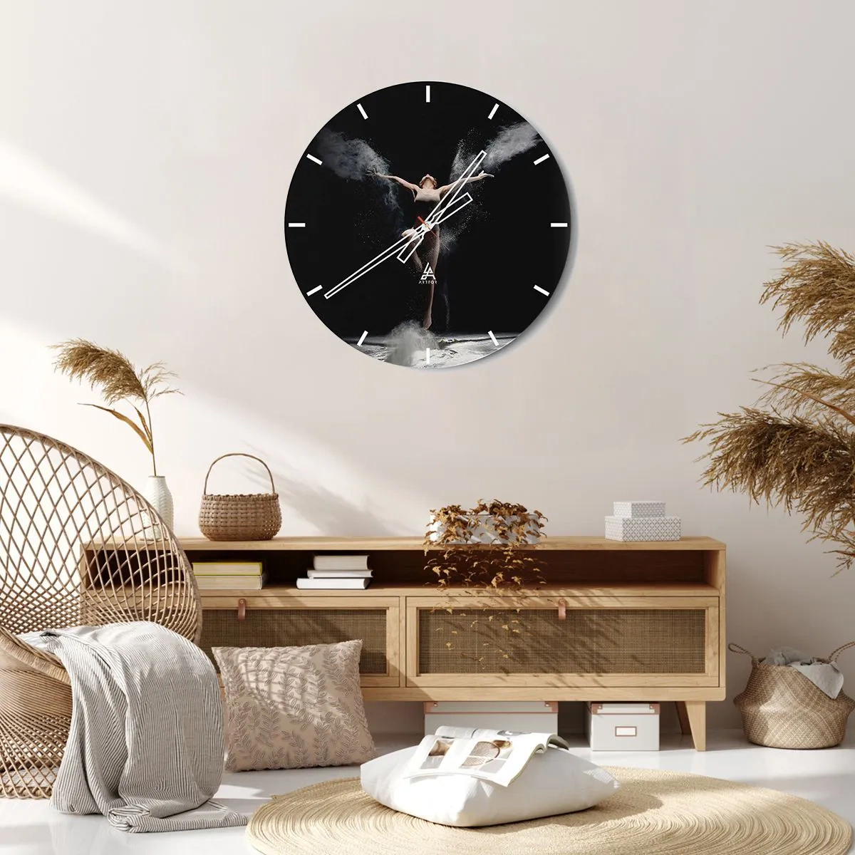 Horloge murale - Pendule murale - Un danseur dans une pose dynamique entouré de nuages de poussière. - 30x30cm - Les elfes existent - Décoration murale moderne pour le salon, la cuisine et la chambre ARTTOR