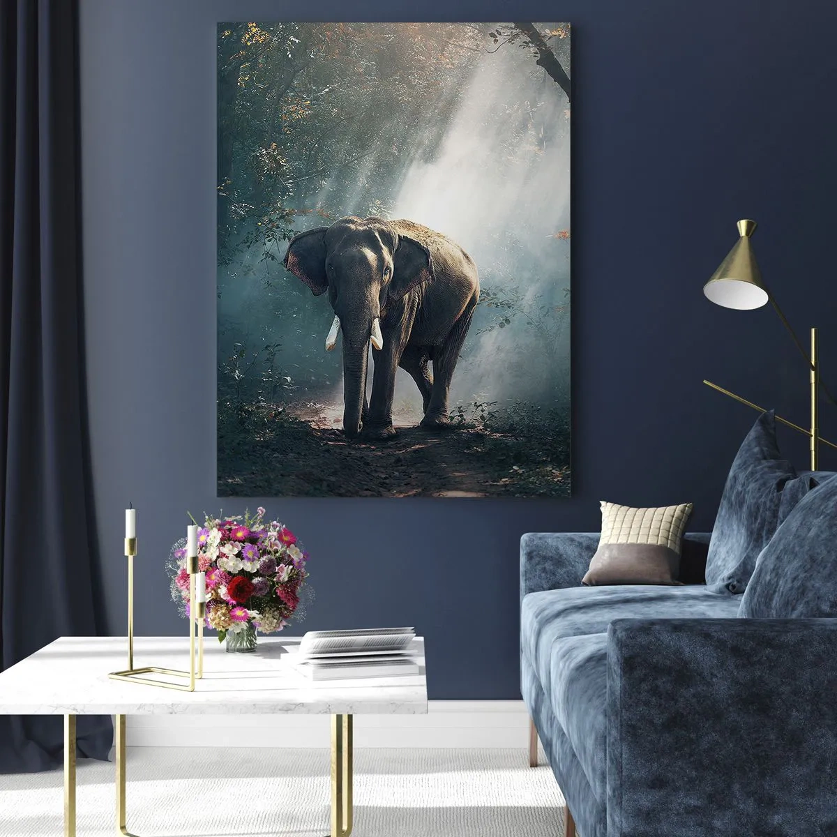 Impression sur verre - Image sur verre - Éléphant dans la lumière de la forêt - 70x100cm - Une balade tranquille - Décoration murale moderne pour le salon et la chambre ARTTOR