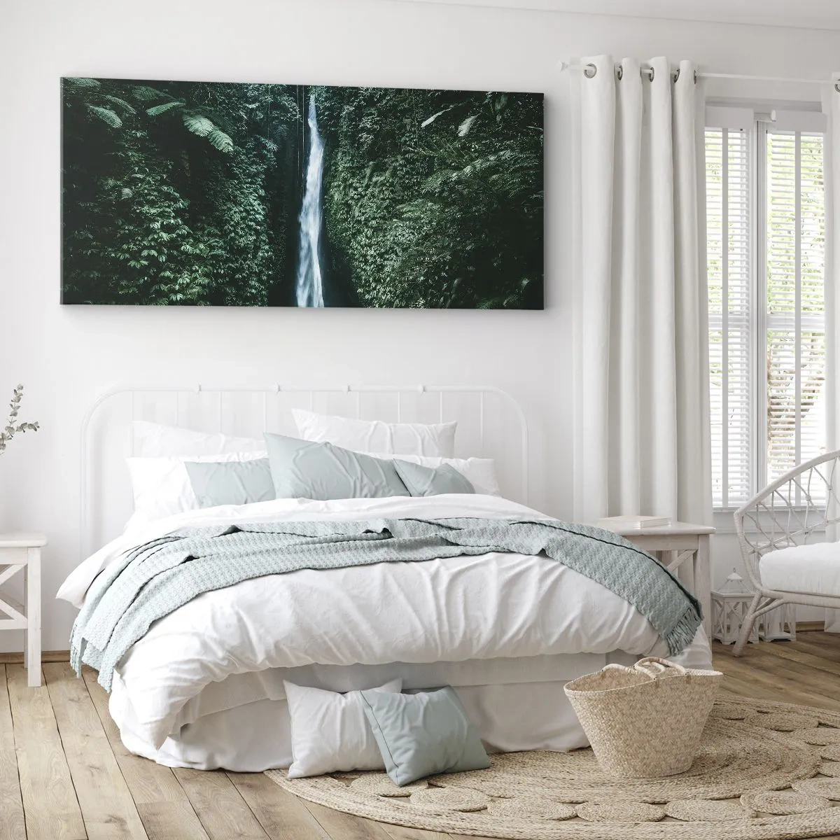 Impression sur toile - Image sur toile - Une cascade entourée d'une végétation tropicale dense - 160x50cm - Fontaine tropicale - Décoration murale moderne pour le salon et la chambre ARTTOR