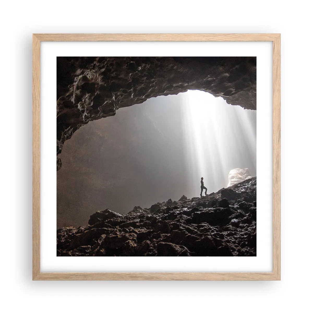 Affiche dans un chêne clair - Poster - Grotte lumineuse - 50x50 cm