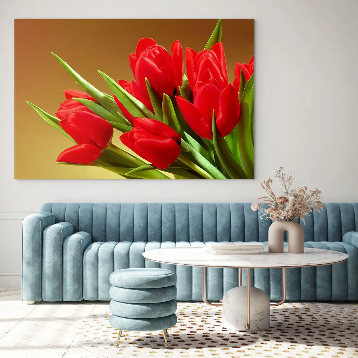 Impression sur verre - Image sur verre - Un bouquet de tulipes rouges sur fond doré - 120x80cm - Amas de joie printanière - Décoration murale moderne pour le salon et la chambre ARTTOR