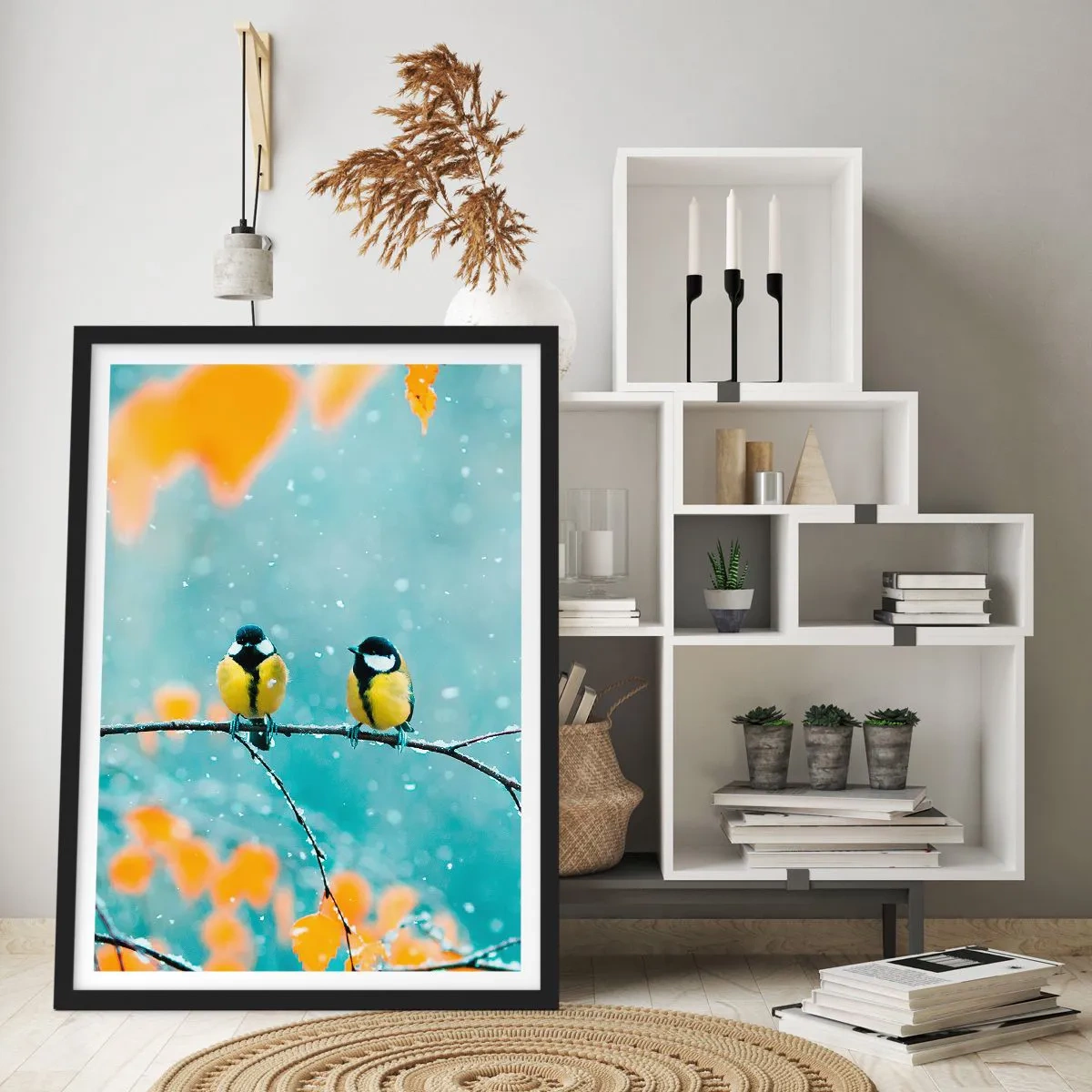 Affiche dans un cadre noir - Poster - Deux mésanges assises sur une branche dans un paysage hivernal - 50x70cm - Potins d'oiseaux - Décoration murale moderne pour le salon et la chambre ARTTOR